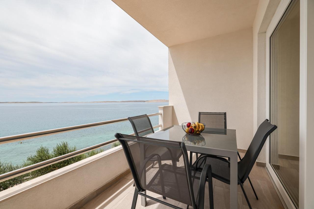 Beachfront Apartments Tic With Seaview Miletici Luaran gambar