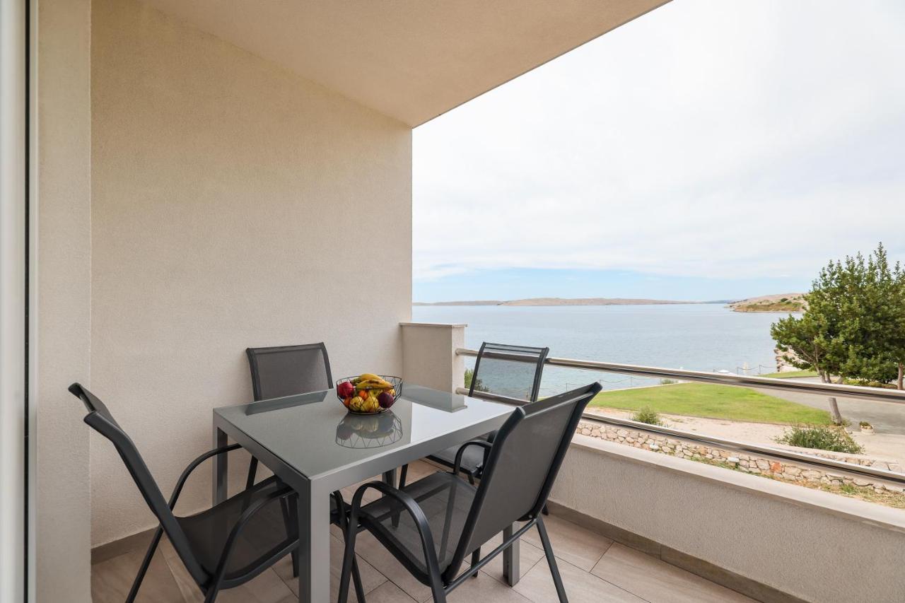 Beachfront Apartments Tic With Seaview Miletici Luaran gambar