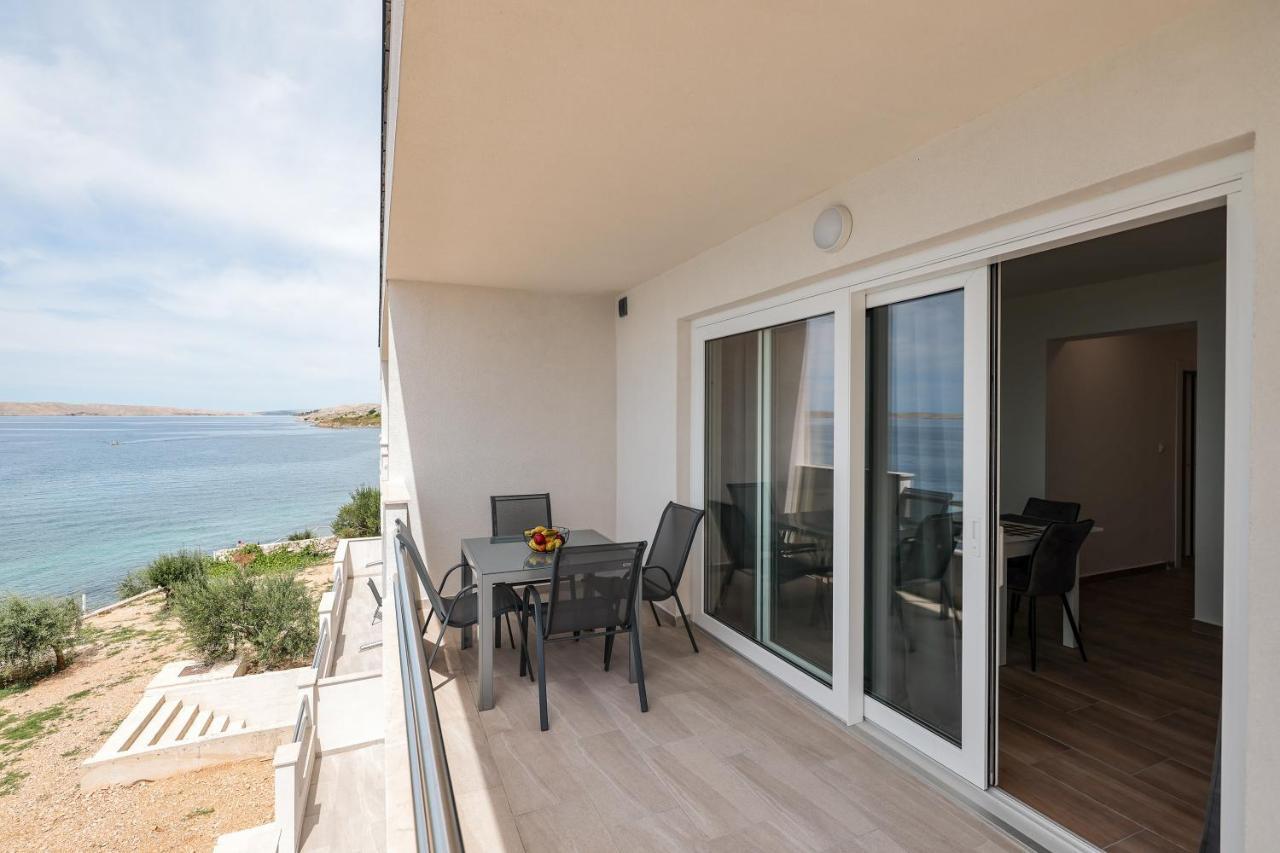 Beachfront Apartments Tic With Seaview Miletici Luaran gambar