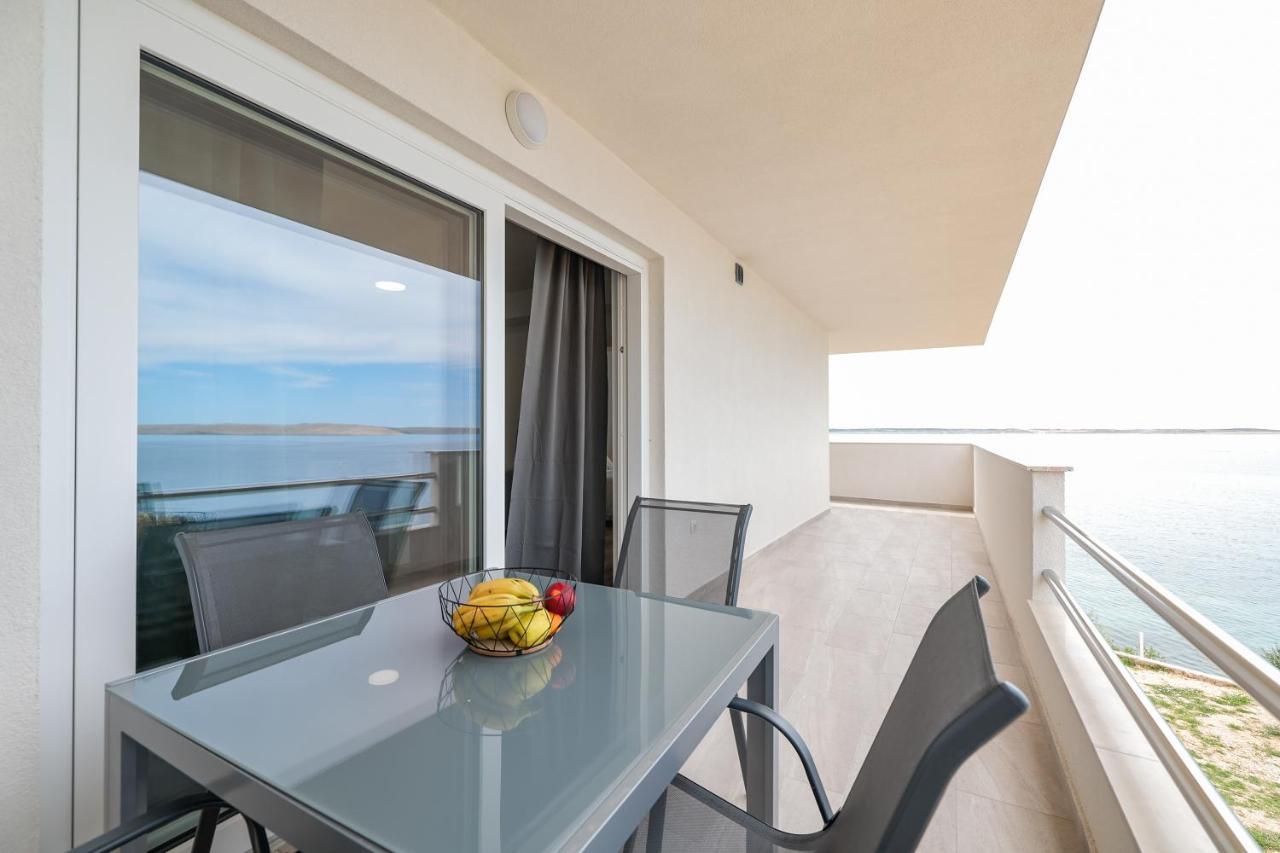 Beachfront Apartments Tic With Seaview Miletici Luaran gambar
