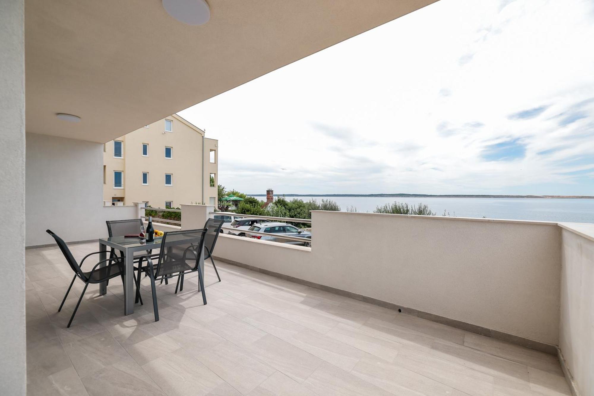 Beachfront Apartments Tic With Seaview Miletici Luaran gambar