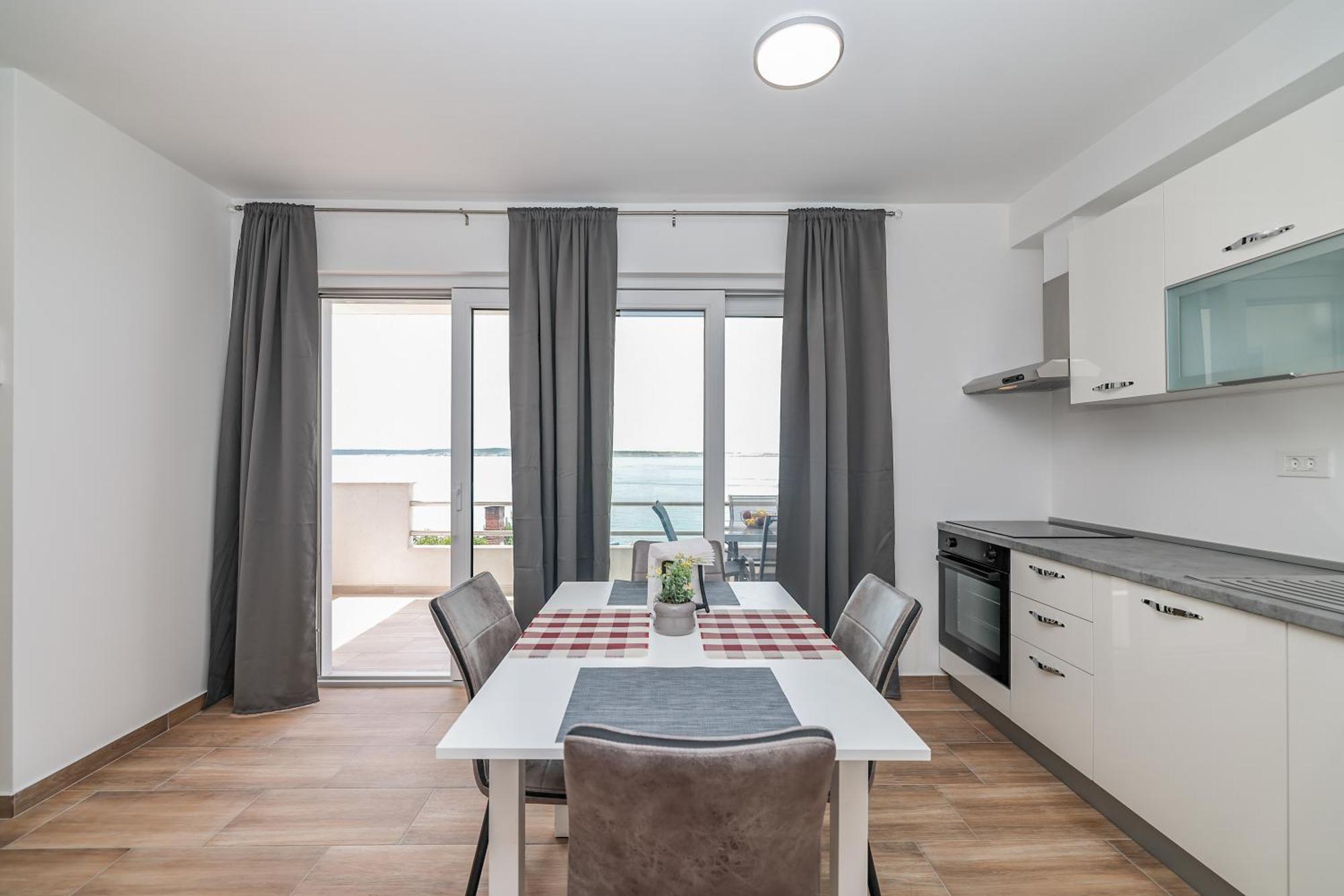 Beachfront Apartments Tic With Seaview Miletici Luaran gambar